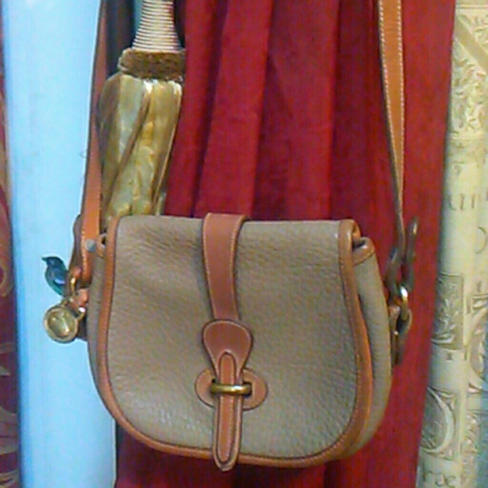 Vintage small crossbody dooney&burke